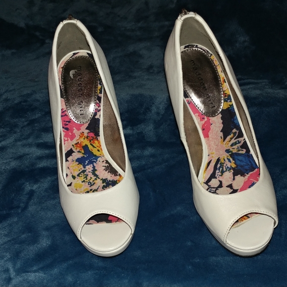 Madden Girl Bannter Women's SZ 7.5M Peep Toe Heels - Picture 2 of 10